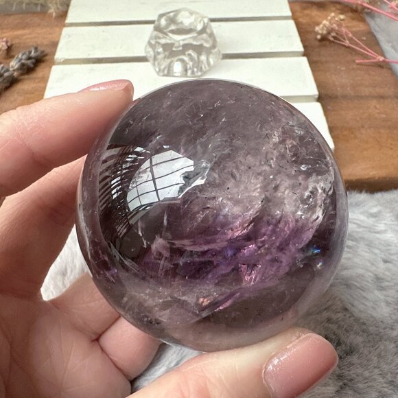 Gorgeous Phantom Amethyst Sphere (PA1) - Picture 4 of 11